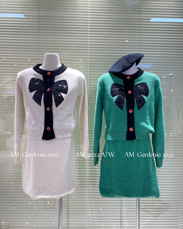 【AM GARDENIA】Heavy Industry Bowknot Round Neck Sequined Knitted Sweater Cardigan + High Waist Slim Suit 8280-1# ZXX