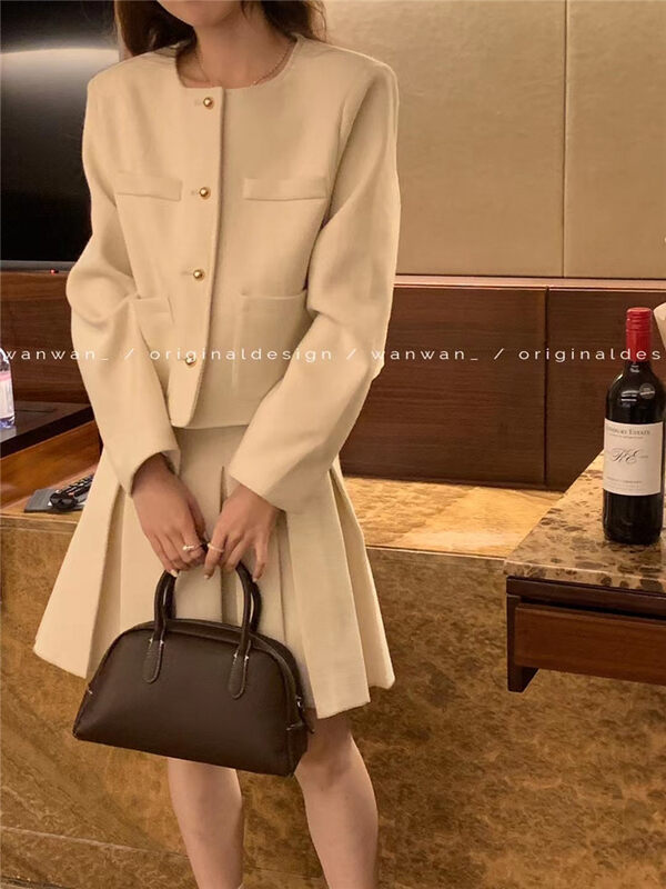 2023 early spring new! 【WANWAN】Temperamental short jacket + thin pleated skirt suit 66089# HBX