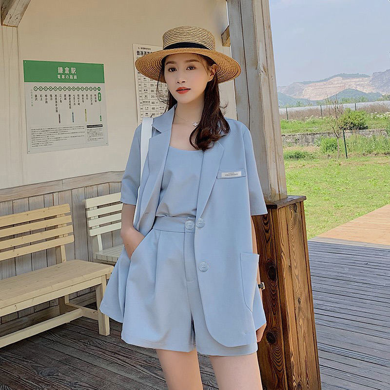 Suit shorts suit female 2022 summer new casual fashion temperament goddess fan professional small suit high-end