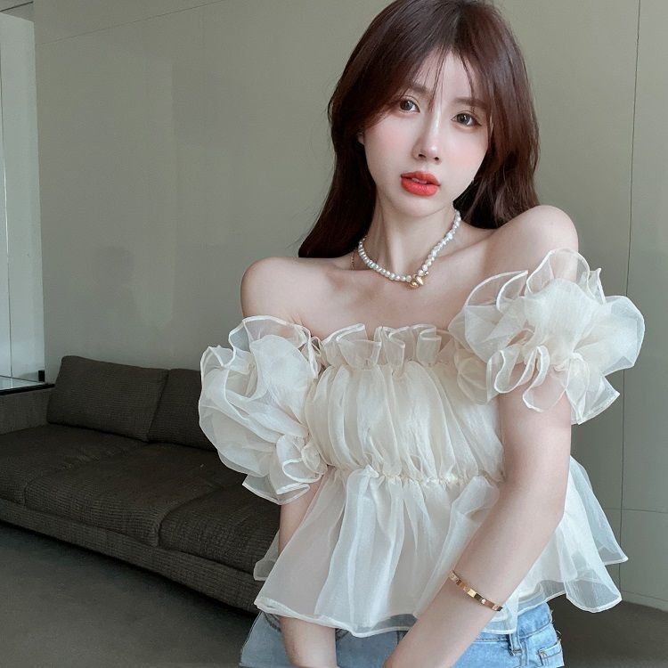 One-shoulder pure desire small shirt women's 2023 spring and summer new style thin and sweet off-the-shoulder square collar puff sleeves super fairy top trend