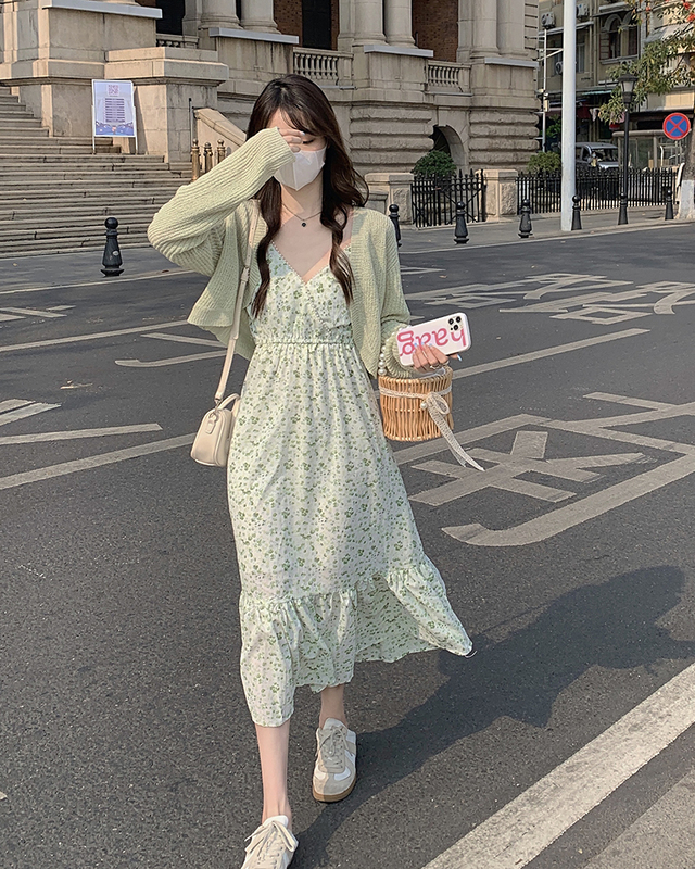 Real price real price French sweet and foreign style two-piece dress + ice silk long-sleeved sunscreen cardigan