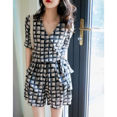 Ink plaid temperament lace-up high waist wide-leg shorts women's clothing 2021 new trendy Korean version V-neck jumpsuit women's summer [completed on February 20]