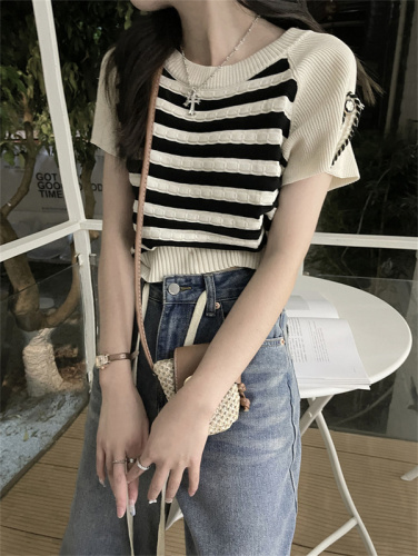 Real price real shot ice silk knitted striped short-sleeved t-shirt female summer small person looks thin short shirt top