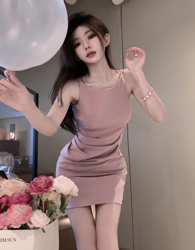 Actual shot, real price, French design, small one-line collar, slimming waist, pleated small slit dress