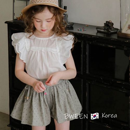 Girls' new 2023 summer shirt white lace sleeves Korean version of the princess style sweet cotton top girl baby T
