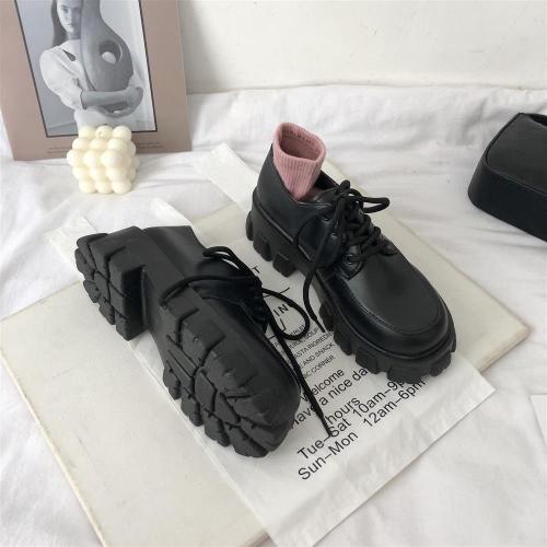 Thick-soled platform single shoes British style 2021 spring and summer college all-match increased patent leather students round toe small leather shoes women