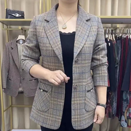 Middle-aged mother plaid small suit jacket women's spring and autumn models loose large size slim western style all-match top trendy for age reduction