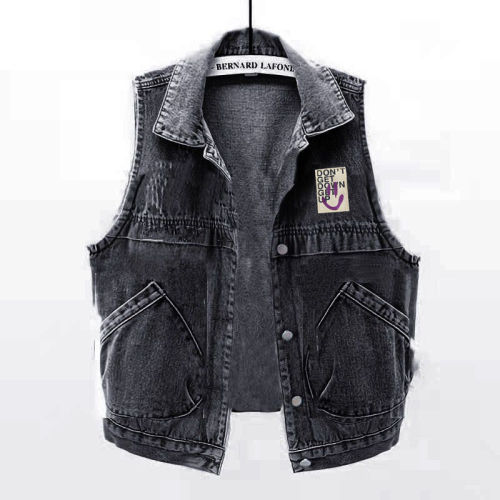 Denim vest female short section Korean version spring and summer new simple large pocket sleeveless vest versatile loose top coat