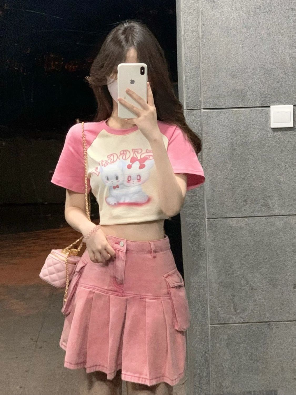 Cartoon cat raglan shoulders hit color short-sleeved t-shirt female Korean version short top slim fit thin all-match ins niche design sense