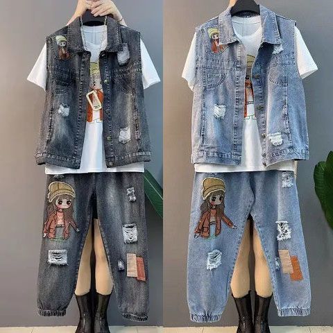 Summer suit women's 2023 new large size women's clothing covering the flesh and showing thin short-sleeved denim vest and trousers three-piece suit trendy