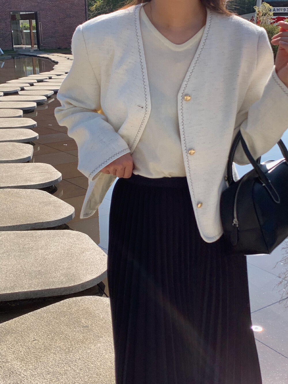 2023 early spring new style! 【EVER TRUE】Xiaoxiang style contrast color design shoulder pad short coat 17016# CLS