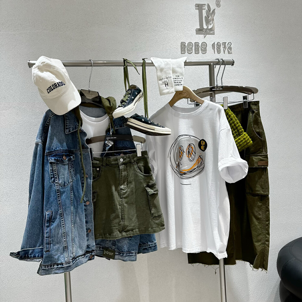 [BOBO1972] line print smiley t short-sleeved T-shirt AC231976