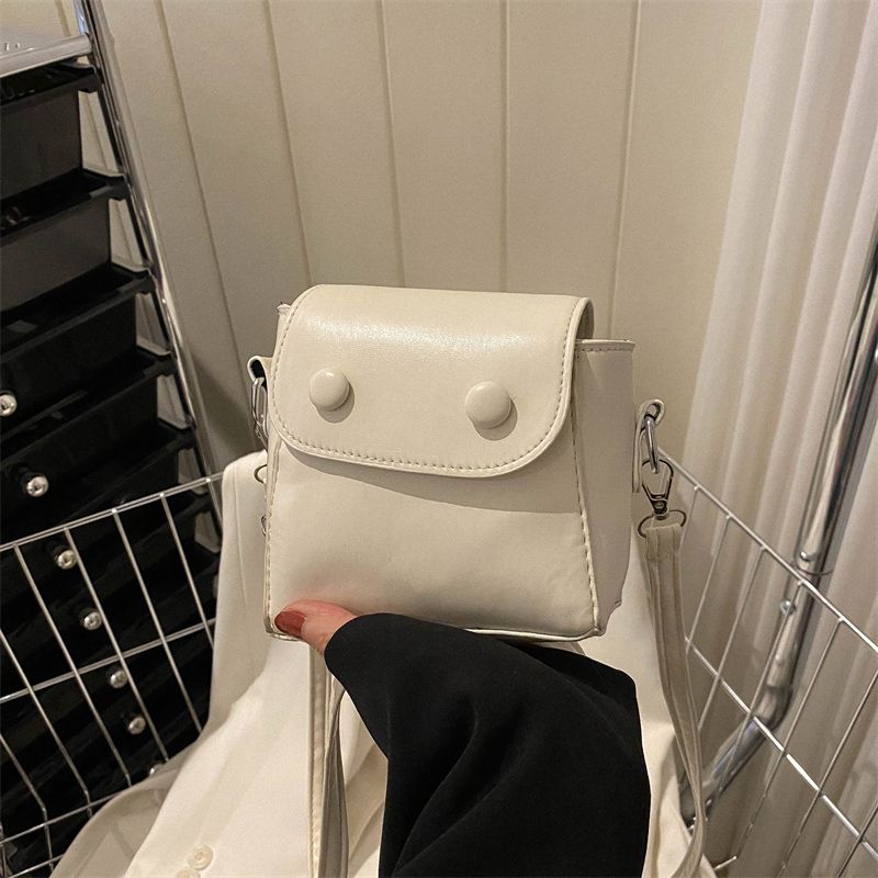 uustudio niche original design self-made new 2022 all-match twist bag mini one-shoulder Messenger small square bag