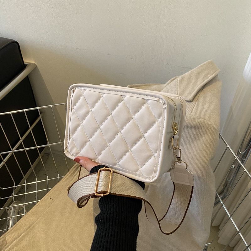 Shangxin texture bag female 2023 new ins high-end fashion rhombus single shoulder bag all-match broadband messenger bag