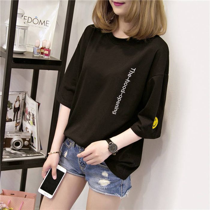 Short-sleeved t-shirt women's half-sleeved summer new Korean style student loose large size women's black and white smiling face bottoming shirt tide