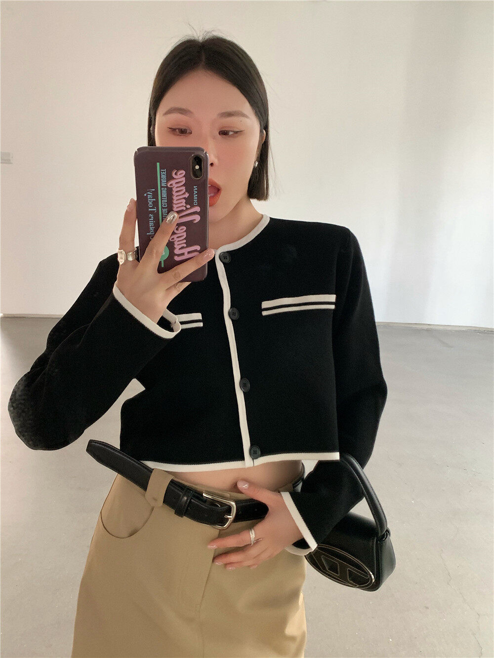2023 early spring new style! [DTU] Contrasting color round neck single-breasted casual warm sweater 33304# LSL