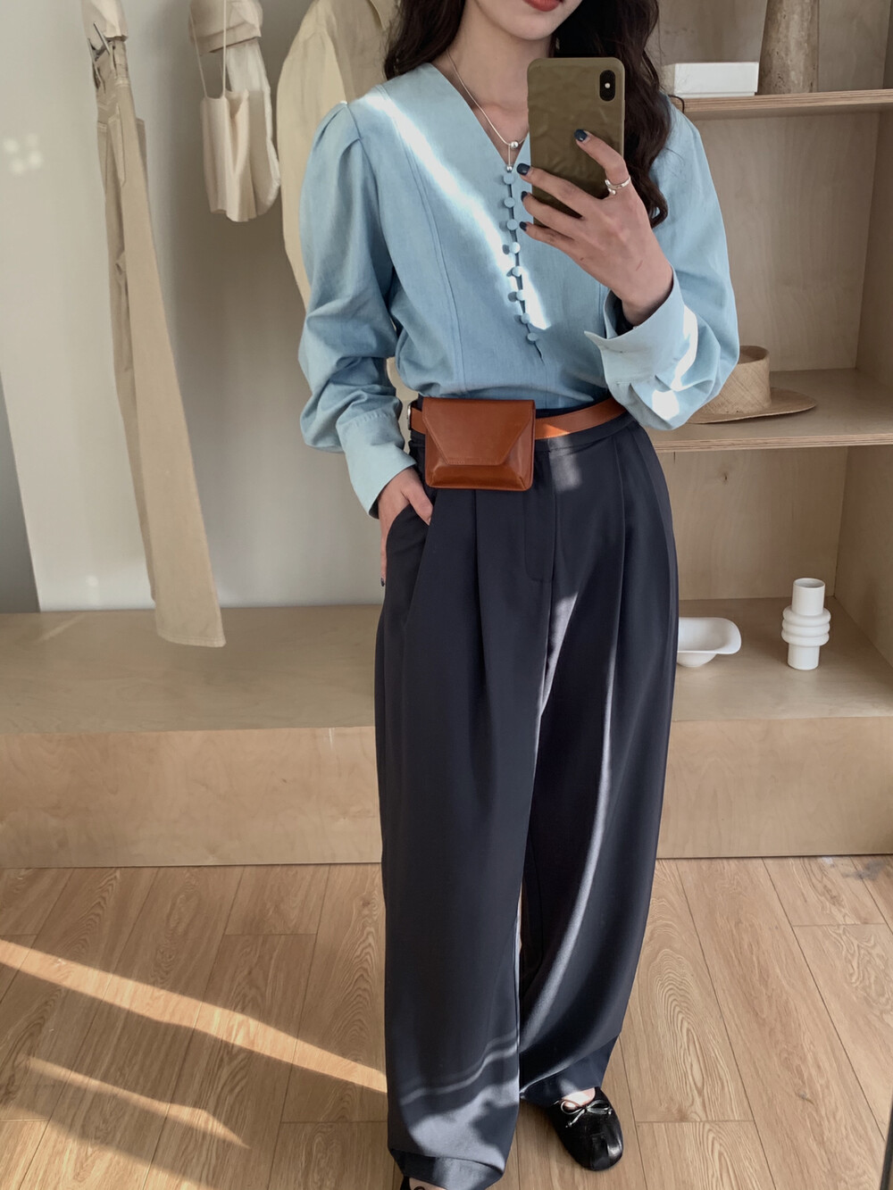 [ON LINE] Hanbiao) French retro v-neck washed denim cotton button puff sleeve shirt 9931# CLS