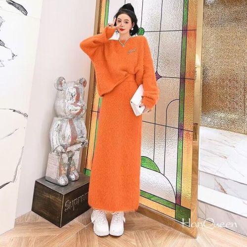 Autumn and winter mink fleece sweater suit women's foreign style age reduction 2022 new mid-length skirt knitted two-piece suit
