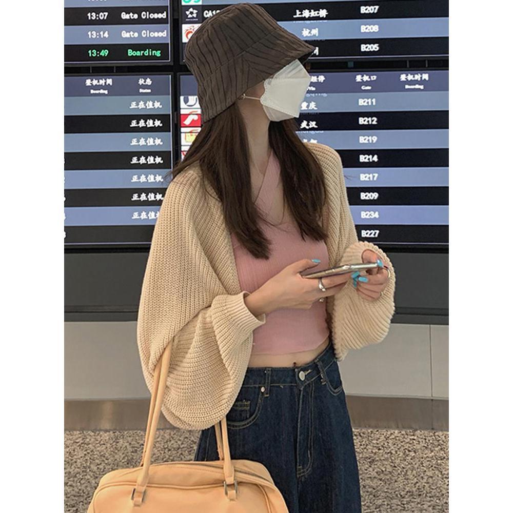 Lazy wind sweater cardigan jacket women autumn and winter 2023 new short waistcoat with shawl loose knitted top