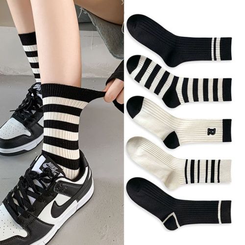 Simple black and white women's mid-tube socks ins trendy outerwear net red stripe letters autumn and winter stockings Korean sports socks for women