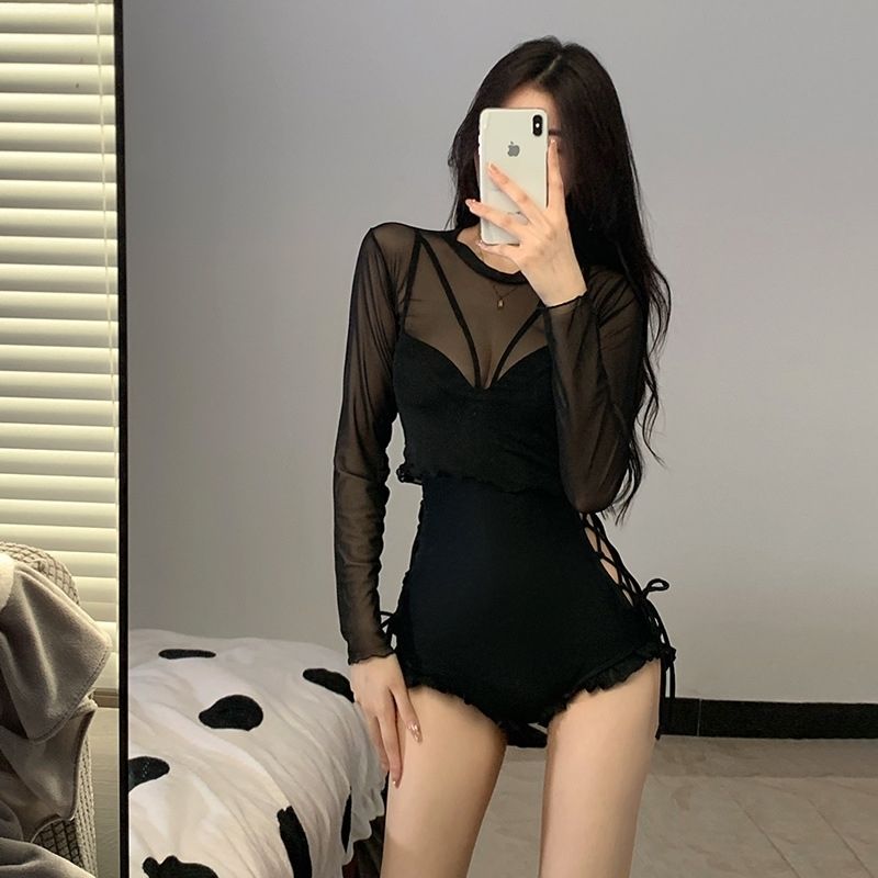 One-piece swimsuit women's summer conservative cover belly slimming two-piece sexy long-sleeved sunscreen small chest fairy Fan Yougang