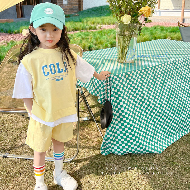 Girls casual suit summer suit 2023 new foreign style children's clothing baby short-sleeved contrast color T-shirt shorts two-piece set