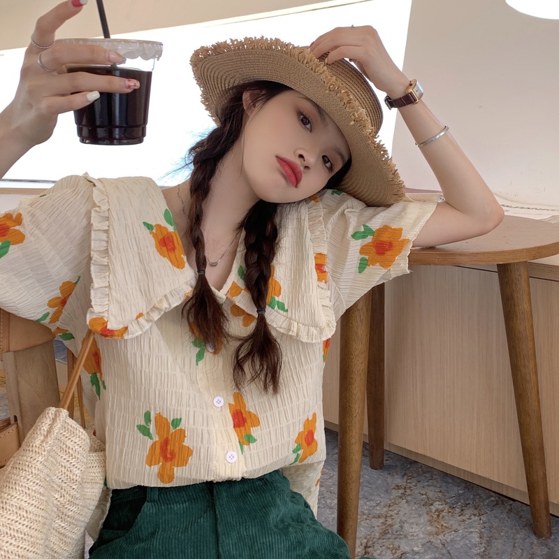 Real price real shot French retro doll collar floral shirt female wood ear side design bubble short-sleeved shirt