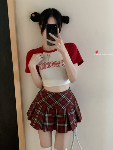 2023 summer new sexy babes suit female color matching short navel T-shirt + plaid pleated skirt two-piece trendy