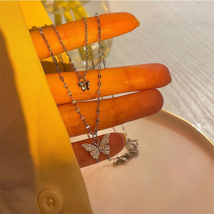 The new flash diamond double-layer butterfly pendant collarbone chain female niche light luxury all-match necklace fashion design sense new