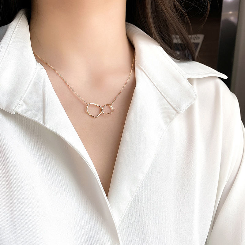 Irregular metal interlocking simple necklace net red all-match temperament small and cold wind collarbone chain necklace tide