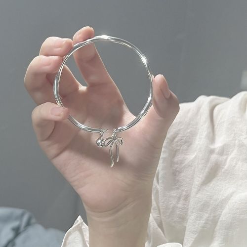 Mobius ring fugitive princess bow bell bracelet female opening adjustable girlfriends bracelet temperament jewelry