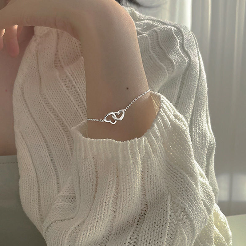 Korean version hollow peach heart double heart-shaped bracelet female cold style simple ins niche style light and fine love bracelet