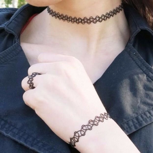 Korean version of the net red collarbone chain female student simple bracelet ring set black lace collar necklace necklace neck jewelry