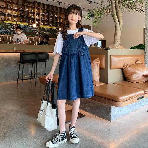 Girls denim suspender skirt summer suit 2023 new foreign style Korean version fashionable children's summer big children's dress