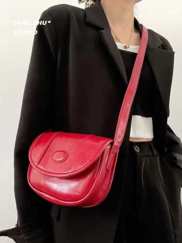 Akane custom Korean ins retro oil wax leather saddle bag niche texture shoulder bag casual all-match Messenger bag