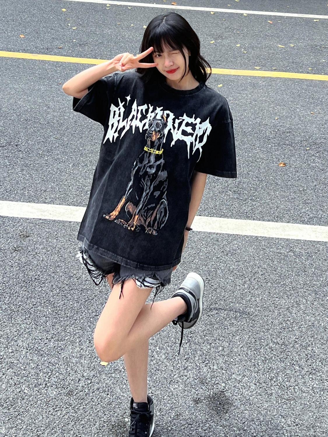Old printed short-sleeved t-shirt women's loose bf tide brand top design sense niche summer black half-sleeved ins