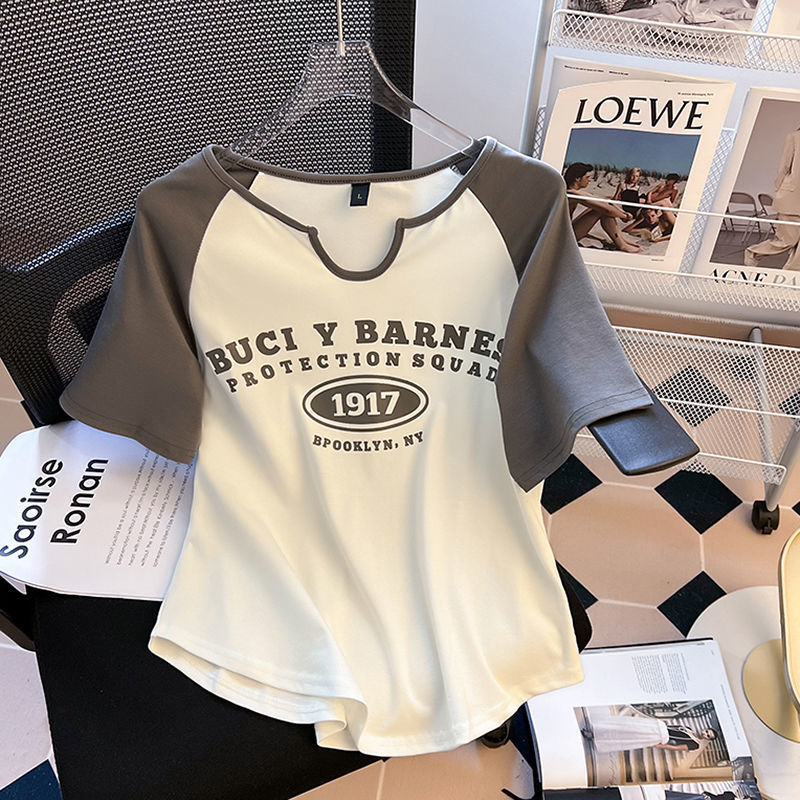 200 catties large size cover belly thin top women's summer fat mm design feeling niche fake two-piece front shoulder short-sleeved T-shirt