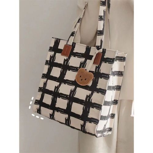 2022 spring new high-end geometric pattern large-capacity one-shoulder diagonal college wind canvas tote computer bag