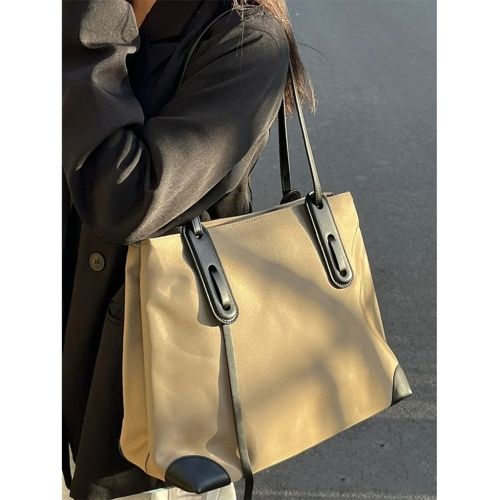 New Korean version commuter tote bag women's large-capacity handbag Oxford cloth simple one-shoulder mother-in-law large bag trend
