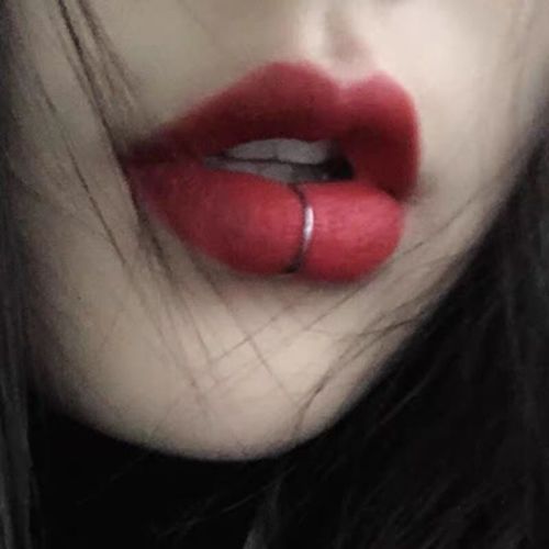 Fake lip nails without punching European and American style personality simple lip ring without holes les fried street boutique jewelry hot girl lip clip female