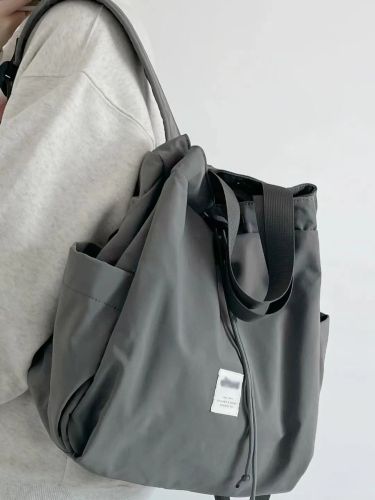 2023 new large-capacity backpack casual all-match schoolbag student backpack Korean fashion commuter handbag female