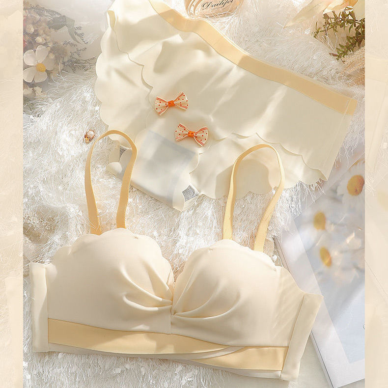 Underwear Girls Breast Gathering Breast Anti-sagging Anti-slip No Steel Ring Adjustable Strapless Bra Set
