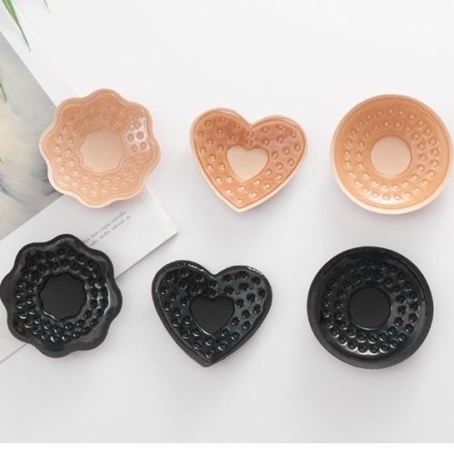 Anti-bump nipple stickers wedding dress chest stickers ultra-thin breathable silicone swimming invisible areola stickers for men and women