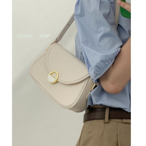 Niche underarm bag women's summer 2023 new trendy high-end fashion small square bag versatile texture Messenger bag