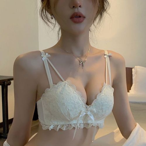 Underwear women's small breasts gather Japanese girl's bra without rims to close the pair of breasts on the breasts to prevent sagging sexy bra set