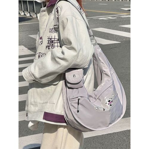 Korean bag women's 2023 new Messenger bag niche school commuting bag large-capacity shoulder bag campus dumpling bag