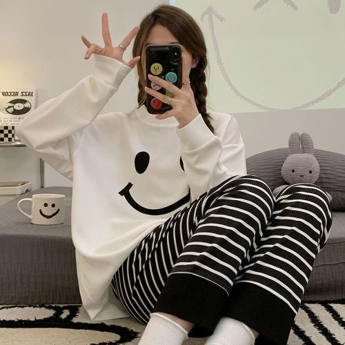 Spring and autumn pajamas women's waffle cotton long-sleeved round neck cute smiling face can be worn outside home service loose two-piece set