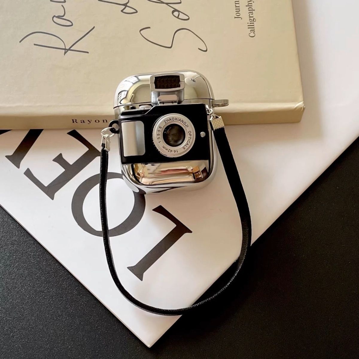 Ins niche electroplating camera light is suitable for airpods protective shell headphones 1/2/3 generation pro Apple second generation soft