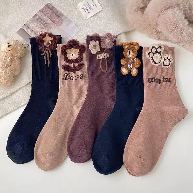 Socks women's autumn plush small flower piles women's socks winter new high tube bear three-dimensional embossed coffee color sports socks