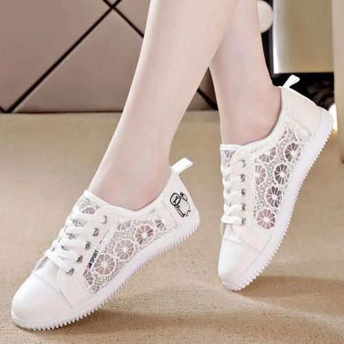 Small white shoes women 2022 spring and summer thin section breathable lace flat all-match mesh non-slip fashion casual sneakers women